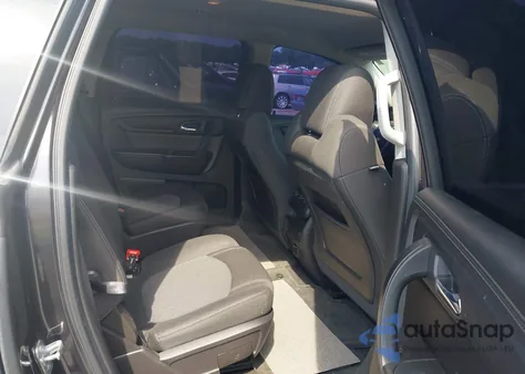 2015 Chevrolet Traverse Lt z USA, uszkodzony, nr VIN 1GNKRGKD2FJ382937